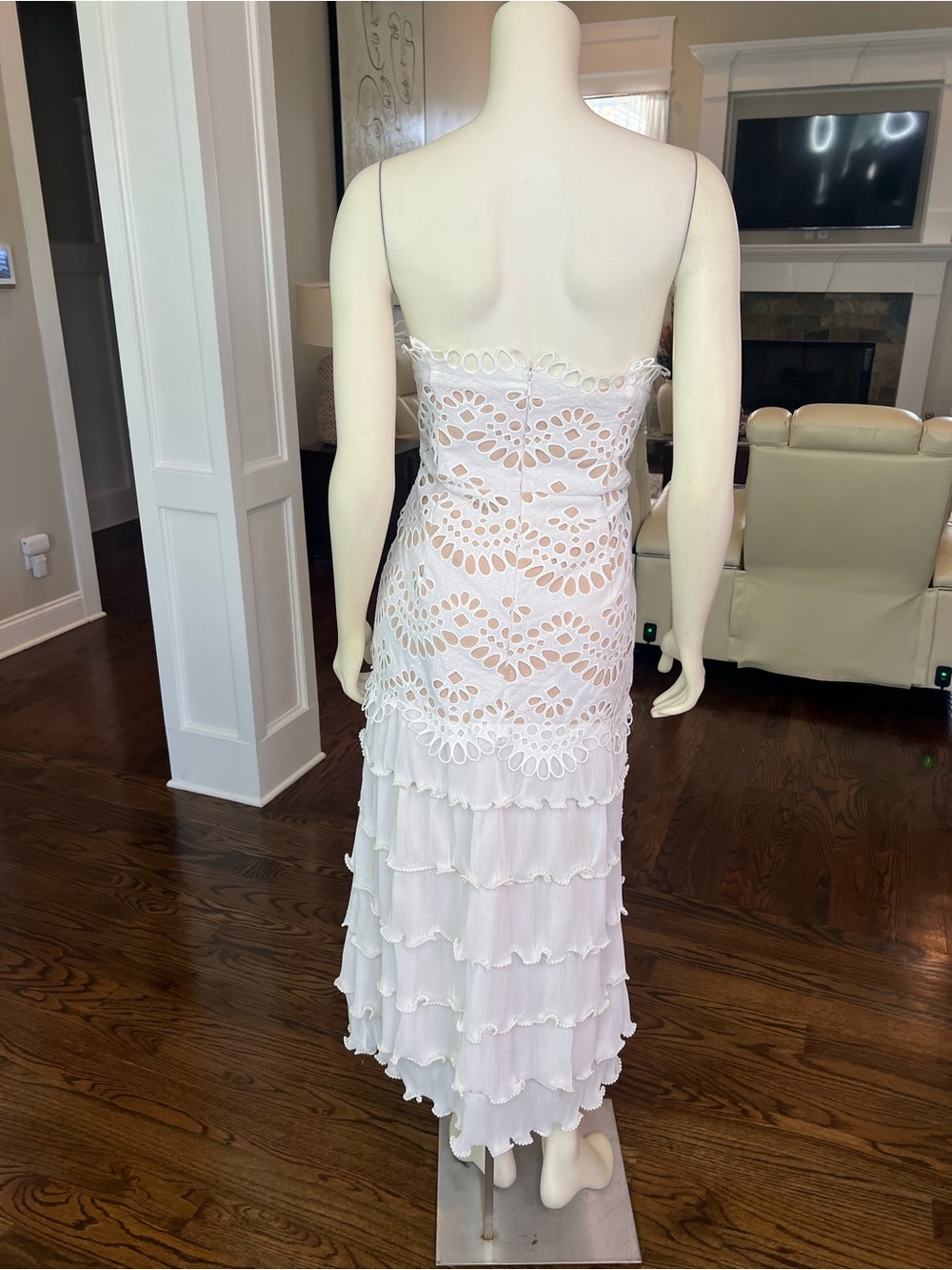 Elliatt Ivory Lace Cutout Tiered Maxi Dress - Picture 4 of 16